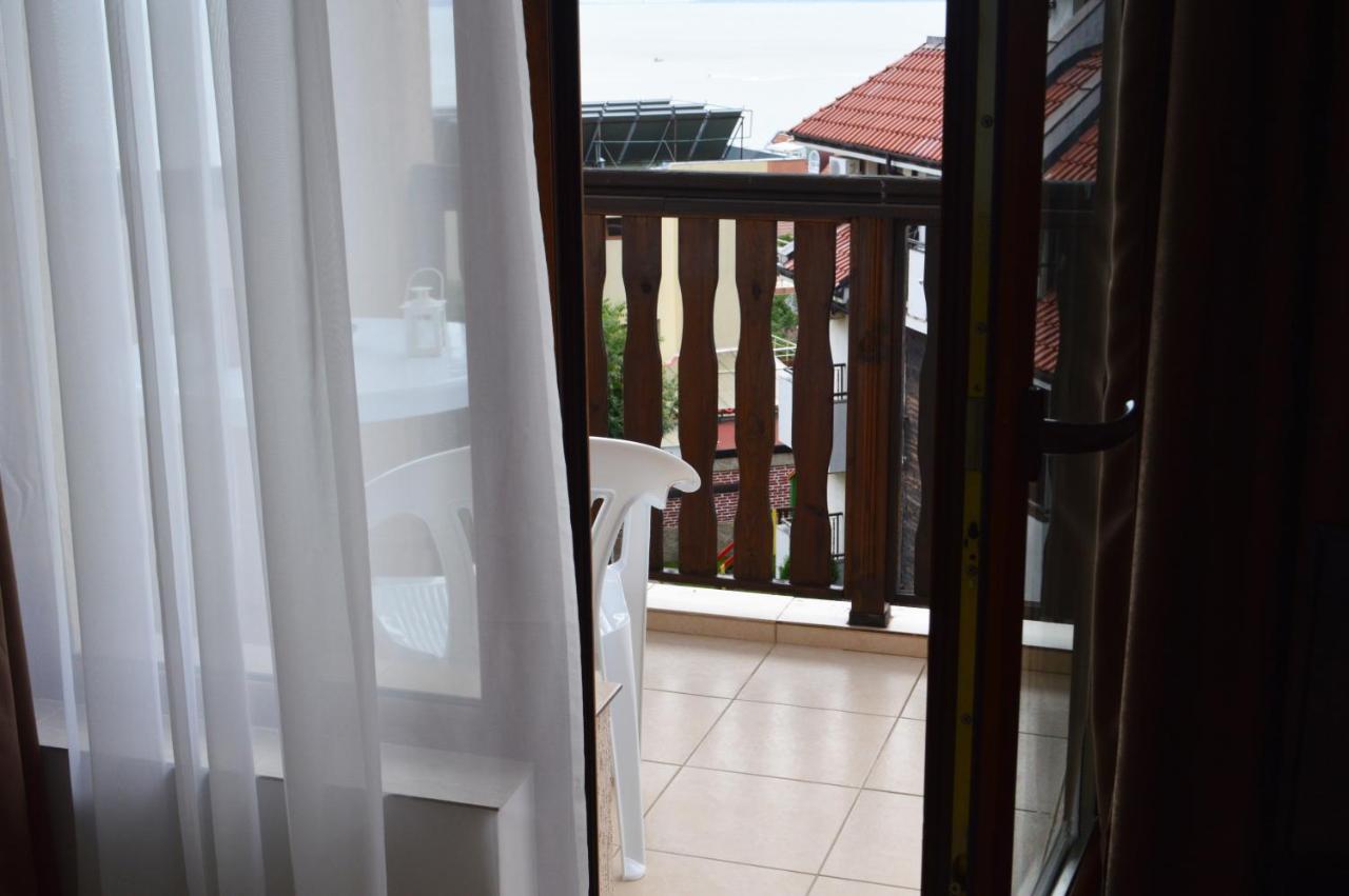 Aquamarine Apartments Sveti Vlas Exteriör bild
