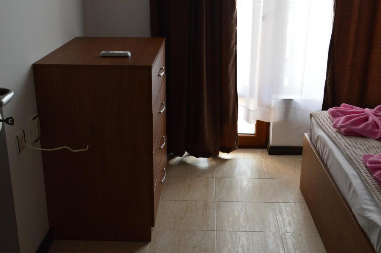 Aquamarine Apartments Sveti Vlas Exteriör bild